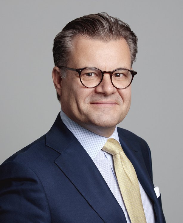 Referent Dr. iur. Erek Nuener - Mandelblüte 2026