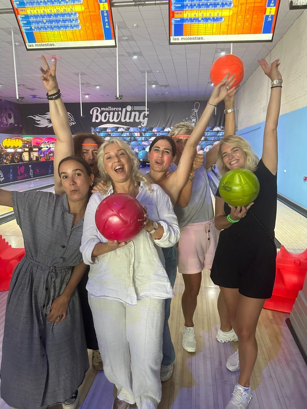 Sofia Martín Fernández, Emilia Turco, Helena Cabañero, Alba Fortunato sowie Yvonne und Annika Plattes setzten auf Sieg