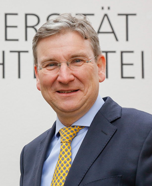 Prof. Dr. Martin Wenz  Akademischer Leiter - Liechtenstein Executive School