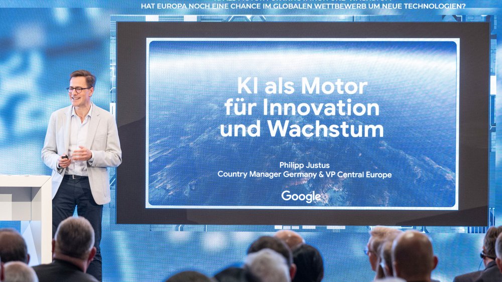 Philipp Justus, Vice President Google Central Europe, spricht über KI als Motor für Innovation und Wachstum und die Frage, ob Europa noch eine Chance im globalen Wettbewerb um neue Technologien hat